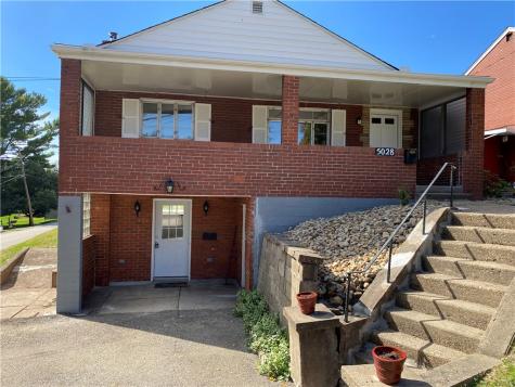 5028 Skylark Avenue West Mifflin PA 15122