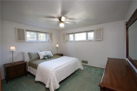 4548 Mapledale Drive Homestead PA 15120