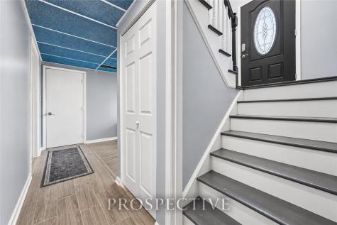 11 Pine Street City Of Washington PA 15301