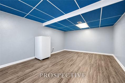 11 Pine Street City Of Washington PA 15301