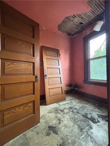 1134 Fabyan Street Spring Hill PA 15212