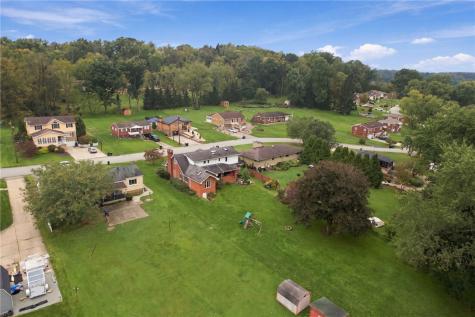 712 William Drive Level Green PA 15085