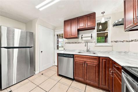 1538 Woodbine Street Stanton Heights PA 15201