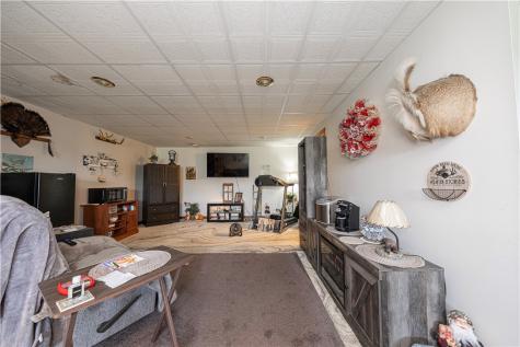 400 Walker Lane South Franklin PA 15301