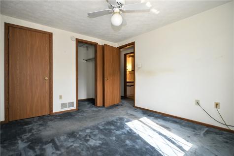 105 Williamsburg Drive Elizabeth Township/boro PA 15037