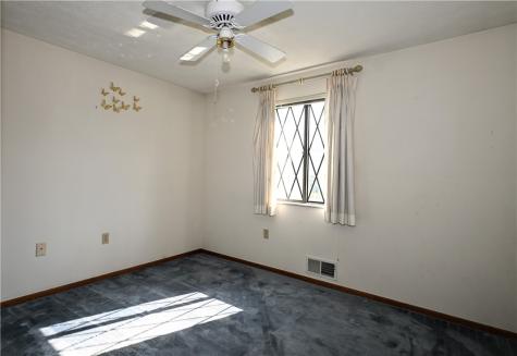 105 Williamsburg Drive Elizabeth Township/boro PA 15037