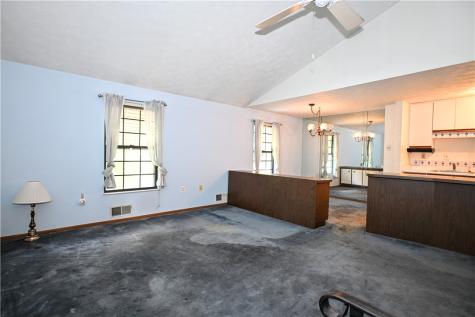 105 Williamsburg Drive Elizabeth Township/boro PA 15037