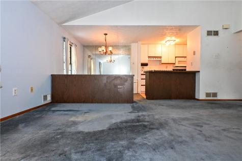 105 Williamsburg Drive Elizabeth Township/boro PA 15037