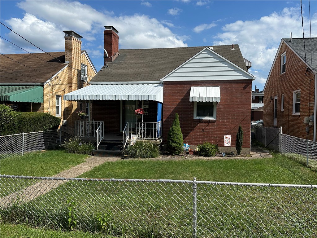 1109 Holmes Street Mckees Rocks PA 15136
