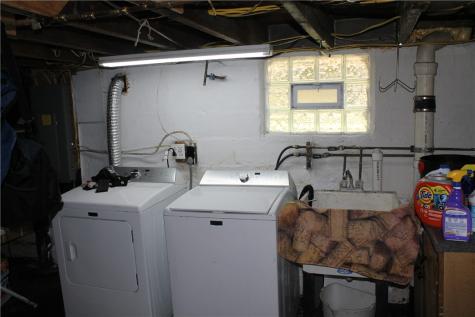 811 Wood Street City Of But Nw PA 16001