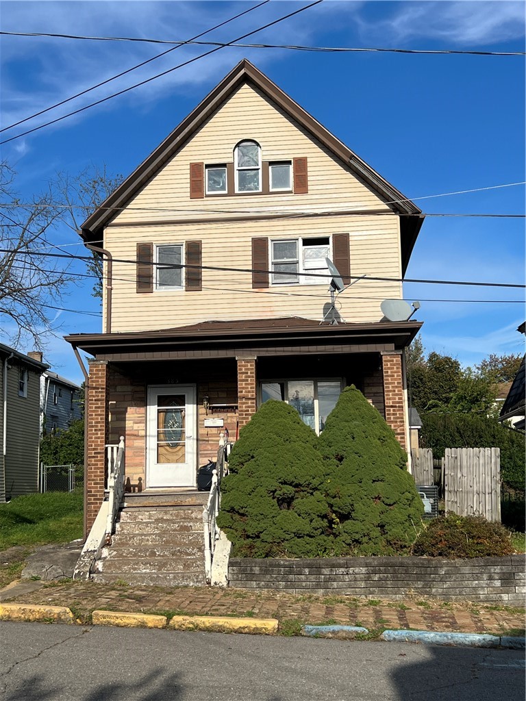 385 Pennsylvania Avenue Rochester PA 15074