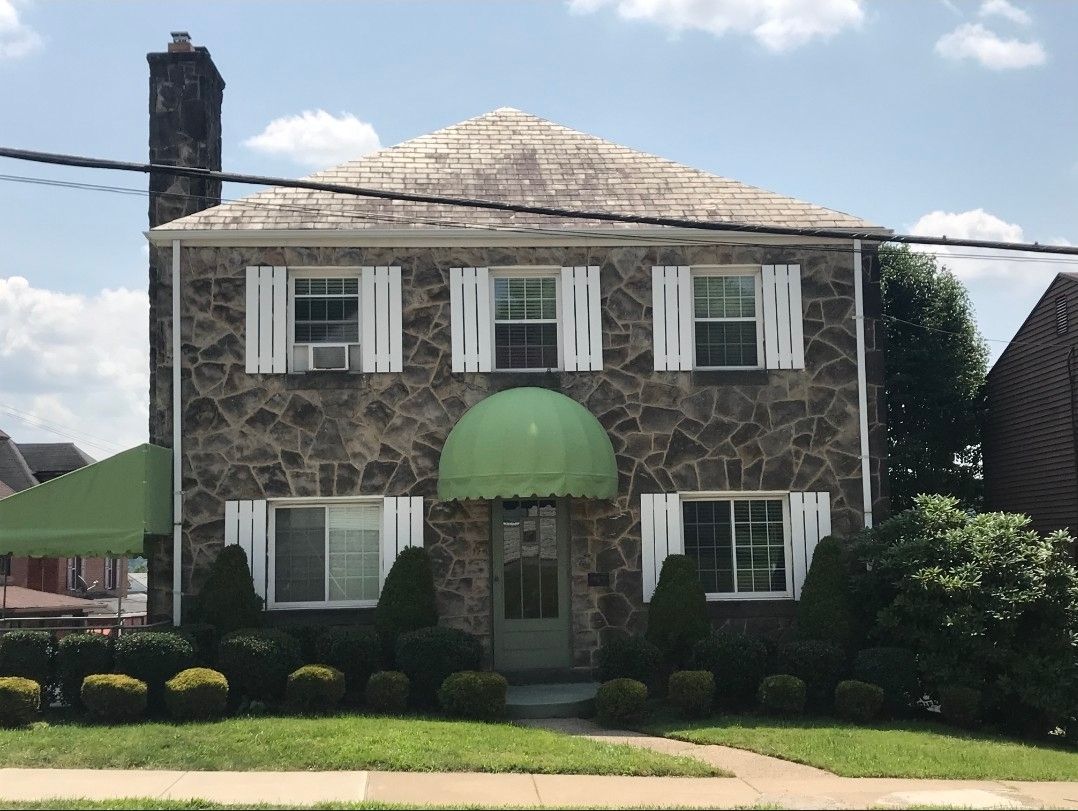 608 E 10th Avenue Tarentum PA 15084