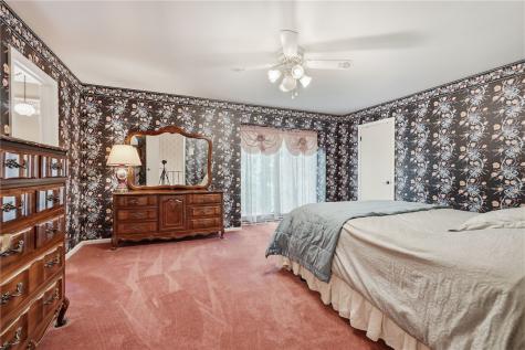 342 Stoneybrooke Drive Cheswick PA 15024