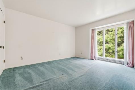 342 Stoneybrooke Drive Cheswick PA 15024