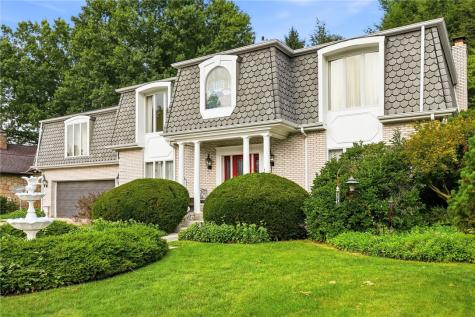 342 Stoneybrooke Drive Cheswick PA 15024