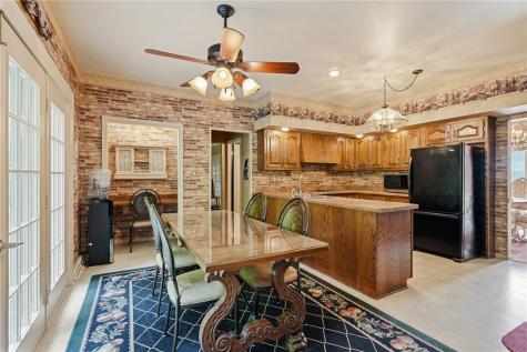 342 Stoneybrooke Drive Cheswick PA 15024