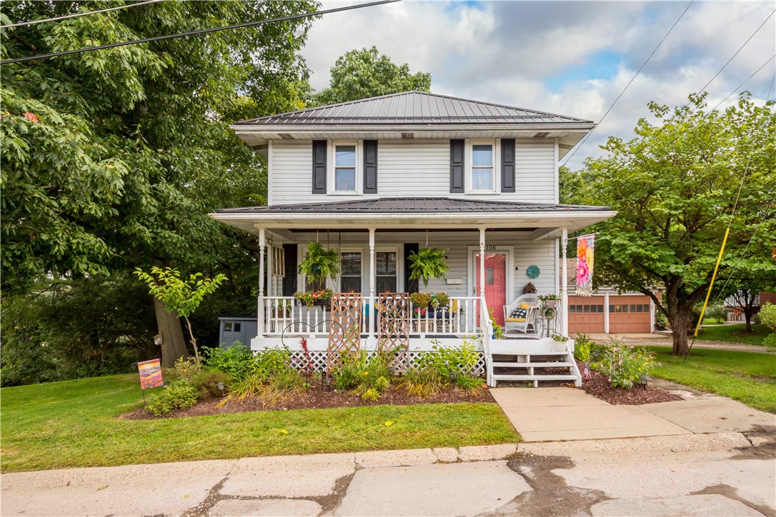 106 Arnold Avenue Houston PA 15342