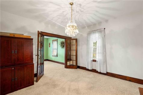 106 Arnold Avenue Houston PA 15342