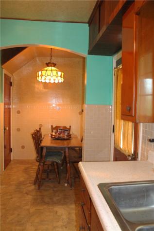 67 Warren Street Crafton PA 15205