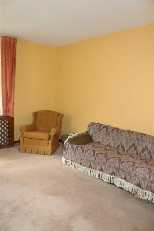 67 Warren Street Crafton PA 15205