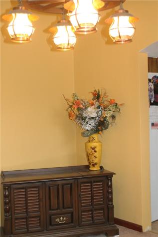 67 Warren Street Crafton PA 15205