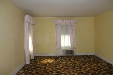 67 Warren Street Crafton PA 15205