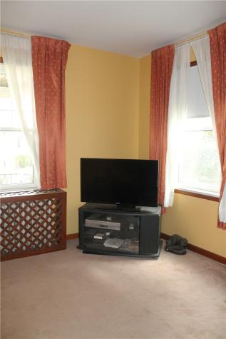 67 Warren Street Crafton PA 15205