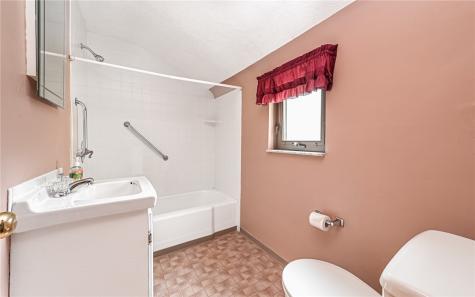 1050 Ardmore Manor Drive Forest Hills Boro PA 15221
