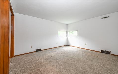 1050 Ardmore Manor Drive Forest Hills Boro PA 15221