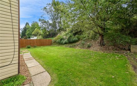 1050 Ardmore Manor Drive Forest Hills Boro PA 15221