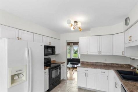 130 Todd Avenue Hermitage PA 16148