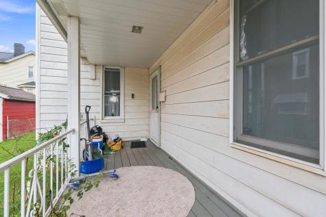 321 E 9th Avenue Tarentum PA 15084