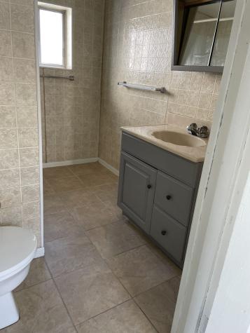 321 E 9th Avenue Tarentum PA 15084