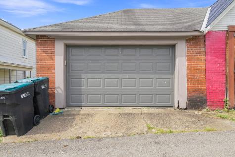 321 E 9th Avenue Tarentum PA 15084