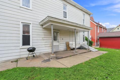 321 E 9th Avenue Tarentum PA 15084