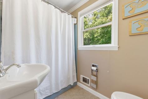 571 Flower Hill Lane Fox Chapel PA 15238