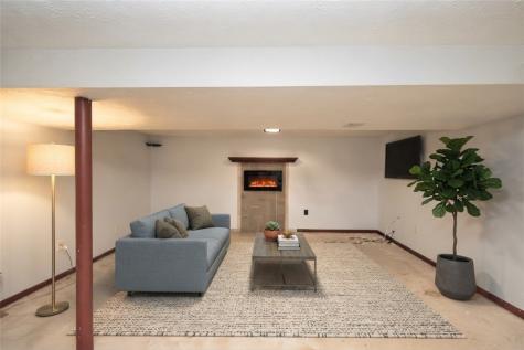 3600 Valewood Drive Munhall PA 15120