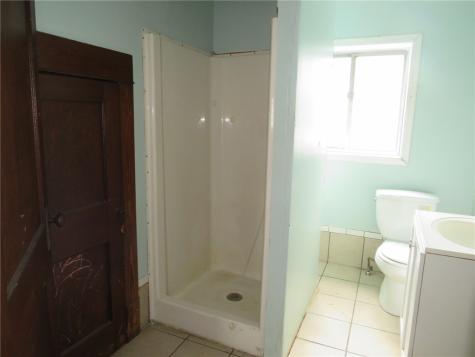 26 Campbell Drive Avella PA 15312