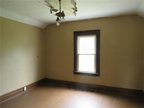 26 Campbell Drive Avella PA 15312