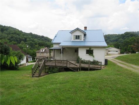26 Campbell Drive Avella PA 15312