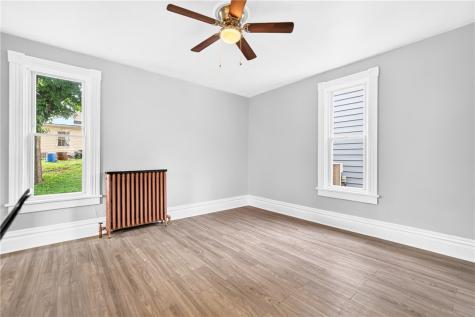 520 Garfield Avenue Scottdale PA 15683