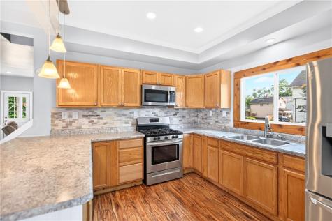 520 Garfield Avenue Scottdale PA 15683