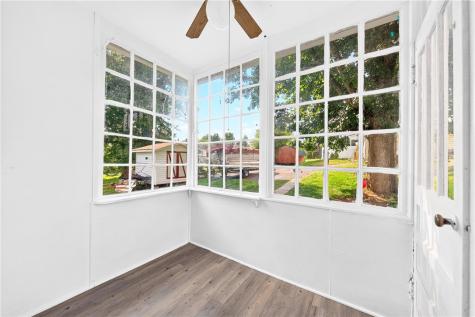 520 Garfield Avenue Scottdale PA 15683