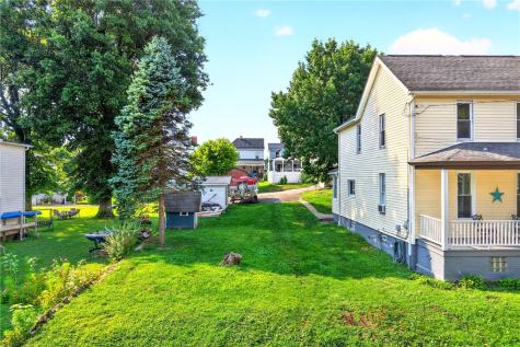 520 Garfield Avenue Scottdale PA 15683