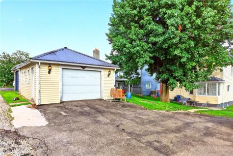 520 Garfield Avenue Scottdale PA 15683
