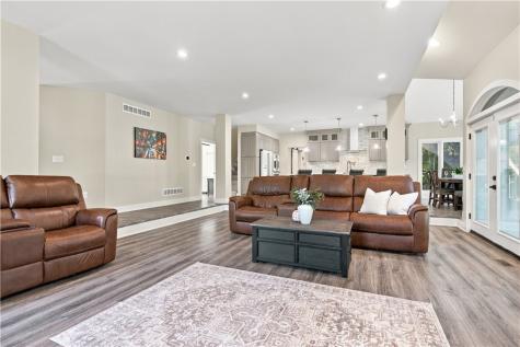 421 Lenox Court Richland PA 15044
