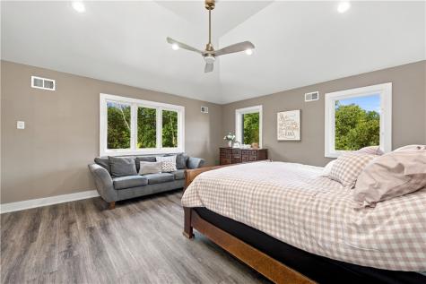 421 Lenox Court Richland PA 15044