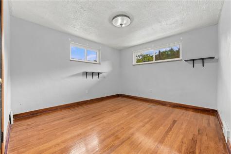 1045 Broughton Road South Park PA 15236