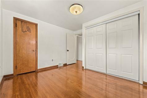 1045 Broughton Road South Park PA 15236