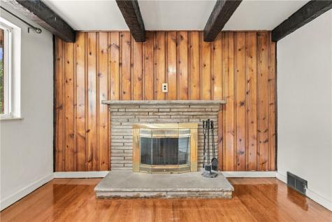 1045 Broughton Road South Park PA 15236